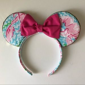 Lily Pulitzer Mickey Ears Lobstah Roll